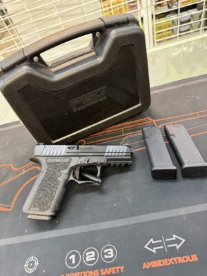 POLYMER80 PFC9 Calibre 9x19 + 3 chargeurs + malette