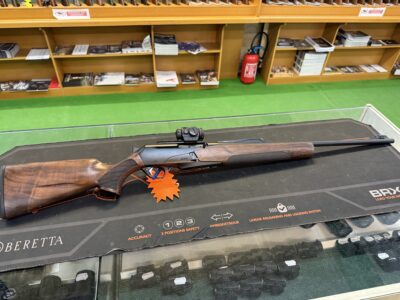 Browning Bar 4X Cal. 300 WM + Aimpoint Micro H2
