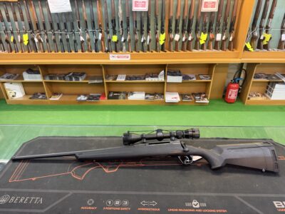 Savage Axis Gaucher Cal. 30-06 + Lunette Weaver 3-9x40